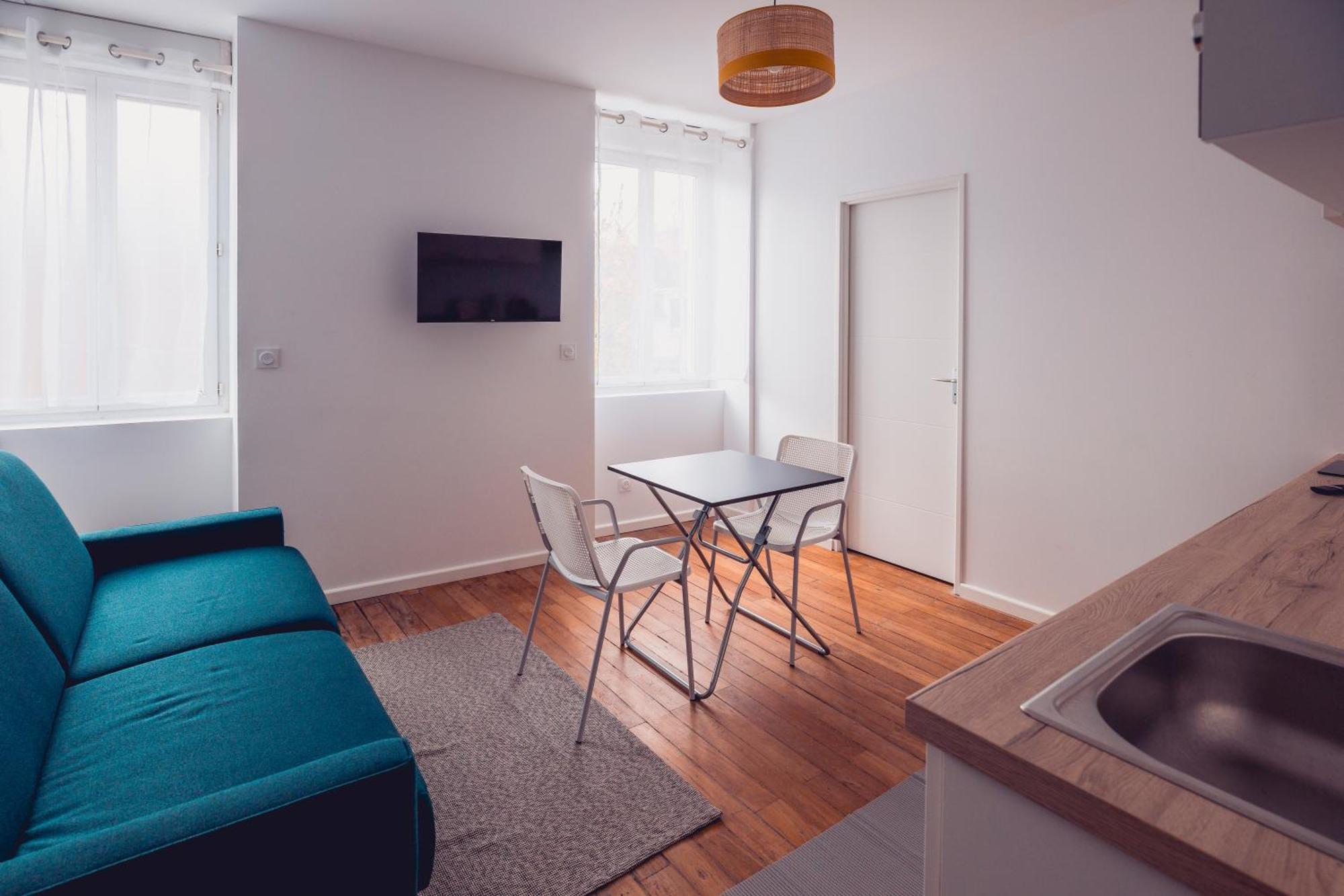 Large Studio Lumineux Et Neuf, Parking Gratuit Châteauroux Buitenkant foto